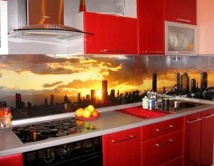 Работа в стената на кухнята - практичност могат да бъдат красиви!