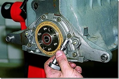 Motor javítás vázák 21213, 21214 (mező) (szétszerelés és összeszerelés a motor)