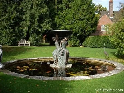 sculpturi Garden, in apropiere de casa