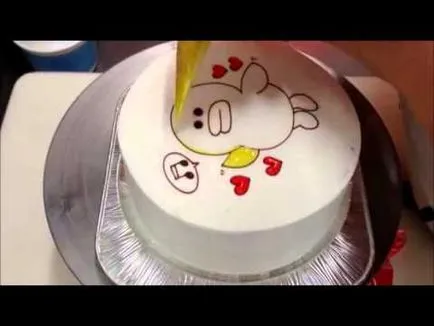 Най-лесният и най-бързият начин за декориране на торта с бита сметана (как да се украсяват торта със сметана)