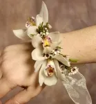 Nunta buchet de mireasa si mirele boutonniere, doamnă alb