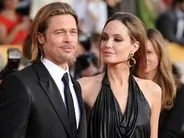 Esküvői Jolie és Pitt szól elkötelezettség gyűrűk