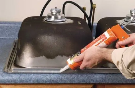 Как се инсталира плота в кухнята с ръцете си
