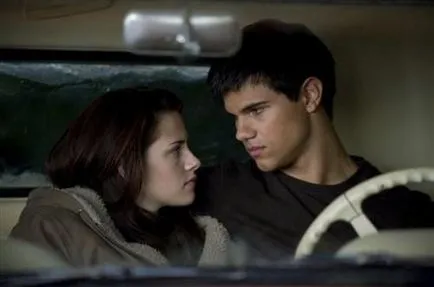 Taylor Lautner sa joace in „New Moon“ a marcat cincisprezece kilograme