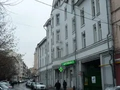 Ostozhenka Street în Moscova pe hartă cu numere de casă