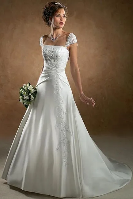 Как да изберем сватбена рокля за типа фигура, лъскава модата