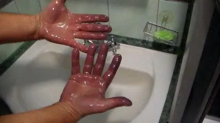 Какво и как да се мият ръцете от орех, когато е възможно да се събира, как да се чисти, как да посегнат