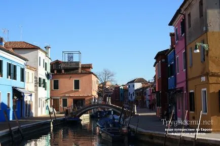 Burano (Veneția) explozie în fabrica de vopsea (cum să obțineți o fotografie) a articolului