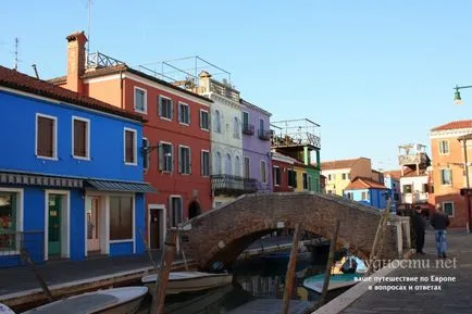 Burano (Veneția) explozie în fabrica de vopsea (cum să obțineți o fotografie) a articolului