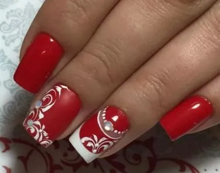 Nail Design Exclusive - fotó elegáns manikűr