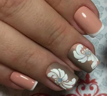 Nail Design Exclusive - fotó elegáns manikűr