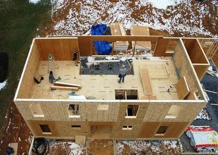 Készült házak keselyű panelek előnye, beépítés fázisában