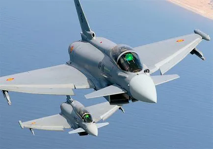 F-35 és a Eurofighter Typhoon
