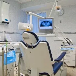 Franciza clinici stomatologice mod dentare, generale dentare, strălucire, dr