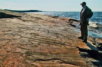 Карелски скалните рисунки на Бяло море и Онежко