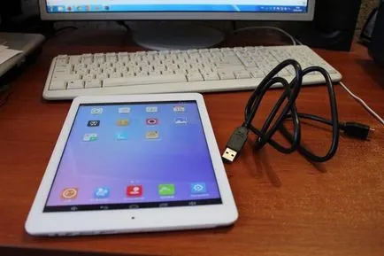 Hogyan lehet csatlakozni a tablet számítógéphez USB-kábellel