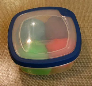 Hogyan készítsünk házi gyurma play-doh