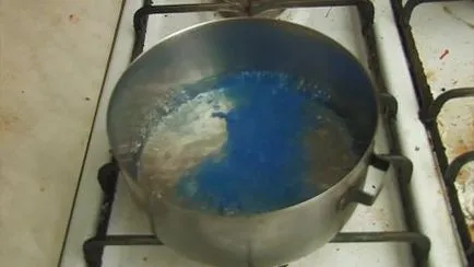 Hogyan készítsünk egy gyurma (lejátszás tészta)