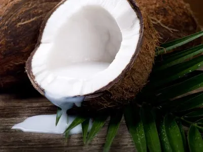 Lapte de cocos par - exotice în serviciul frumuseții