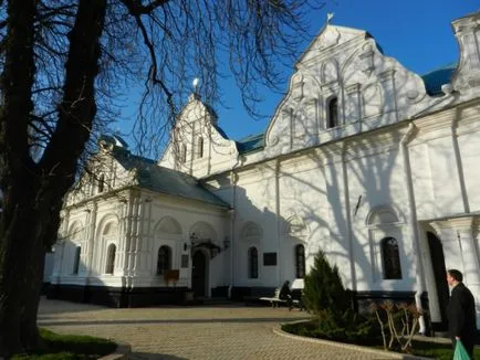 Киев-Pechersk лавра, пещери, църкви и музеи, къде да отида на почивка