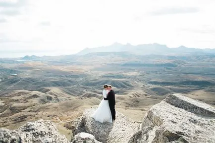 Gyönyörű helyen a Krímben, ideális egy fotózásra a szerelmesek