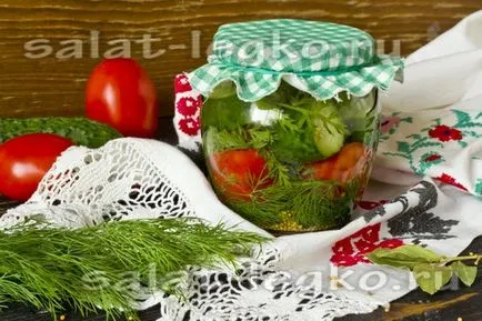 Маринована салата от краставици и домати за зимата