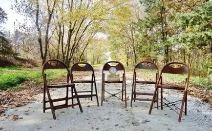 Не изхвърляйте старите столове