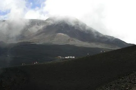 Gyönyörű és veszélyes vulkán Etna Szicíliában