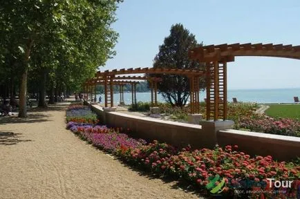 Lacul Balaton, cum se ajunge, în cazul în care să stați, ce să vezi