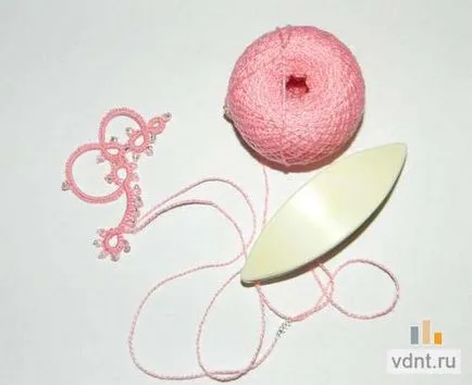 Уийвинг обеци в Tatting изкуство с мъниста vdnt