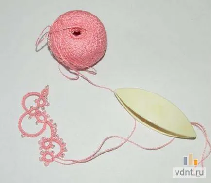 Уийвинг обеци в Tatting изкуство с мъниста vdnt