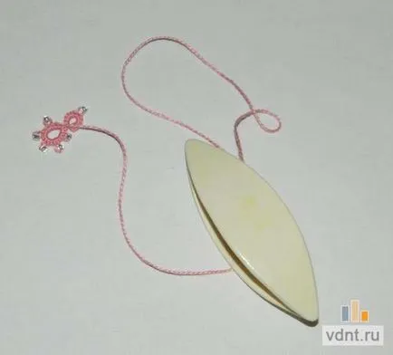 Уийвинг обеци в Tatting изкуство с мъниста vdnt