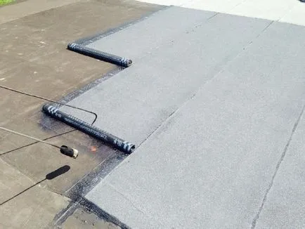 Acoperiți garaj acoperiș moale și alegerea materialului pentru acoperiș