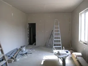 Hol kezdődik javításokat a lakásban egy érdes felülettel video utasításokat