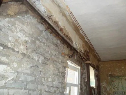 Javítás a fából készült falak a régi házat, és helyettük a tégla