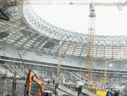 Un raport care este creat în Stadionul Luzhniki pentru un an înainte de deschiderea - 16 noiembrie 2015 - Noutăți stadion - Arena