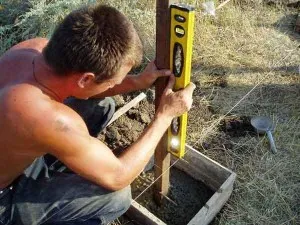 Szakasz fém kerítés készült hegesztett drótháló
