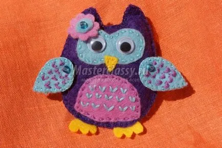 Owl изработени от филц с ръцете си