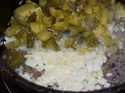 Solyanka с наденица и картофи - рецепта halophytes с наденица и картофи