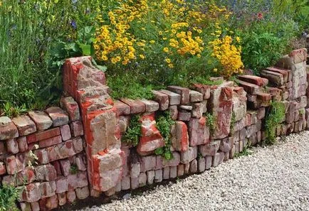 ruine elegant, în design de gradina