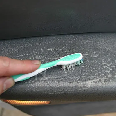 20 Ötletes hack tisztítására az autóban! Emunto