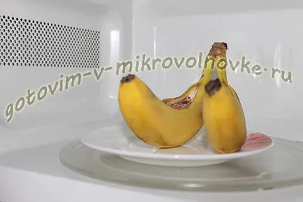 Banán, sült csokoládé a mikrohullámú