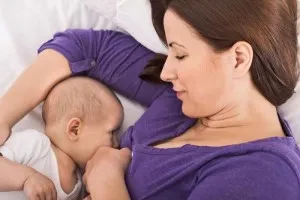Възпалено гърло кърмещи майки как да се избегне заразяване на бебето