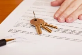 Ce este un acord de barter imobiliar și cum să scrie un eșantion de ea