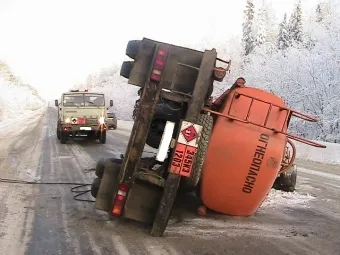 Какво трябва да знае и да може да се автомобил на водача за превоз на опасни товари