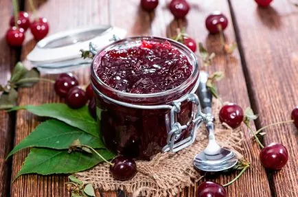 Jam на череши, без костилка за зимни рецепти на опитни домакини