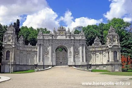 Dolmabahçe Palace Isztambul