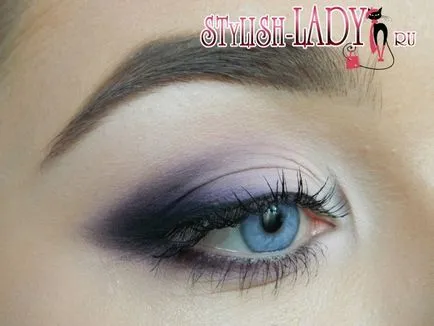 Violet make-up a kék és szürke szem, lépésről lépésre fotókkal