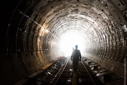 Michurinsk tájékoztató „, mint az első fél-underground station építés alatt