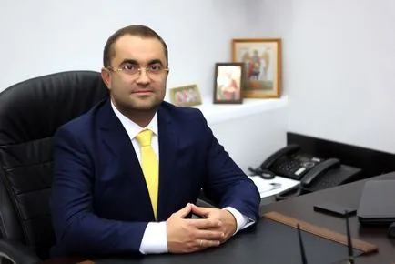 Omszk egészségügyi miniszter kapta az egyik legjobb fogászati ​​klinikák - Hírek